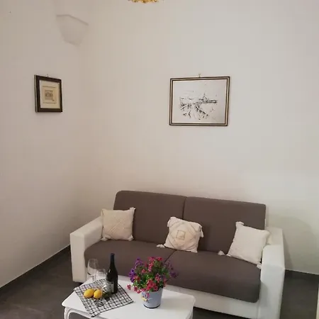 בית נופש Dimora Franna Te Comma